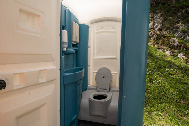 Best Local porta potty services  in Gateway, AK