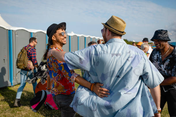 Reliable Gateway, AK porta potty rental Solutions